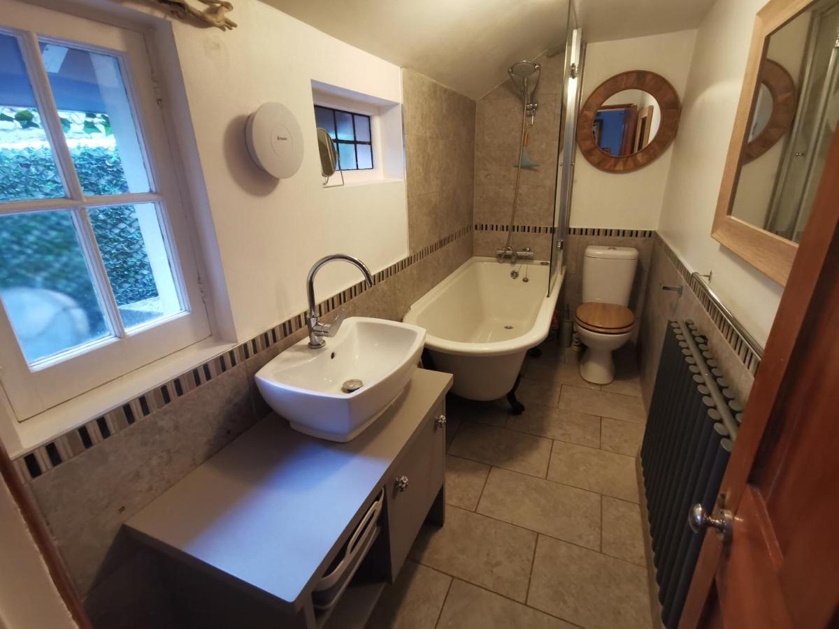 Shore Thing - Just A Stones Throw From The Beach Sandgate Exterior foto