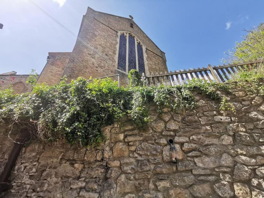 Shore Thing - Just A Stones Throw From The Beach Sandgate Exterior foto